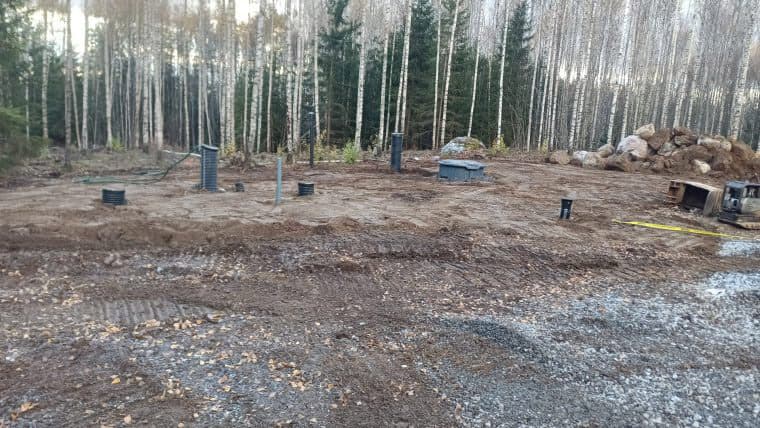 Vestelliltä löytyy useita erikokoisia umpisäiliöitä