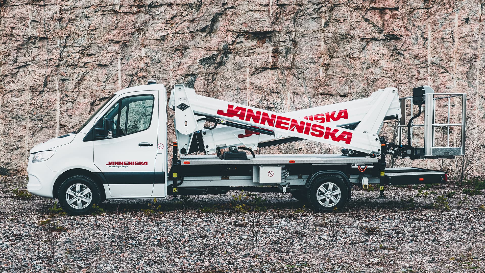 janneniska-JN24-1 1920
