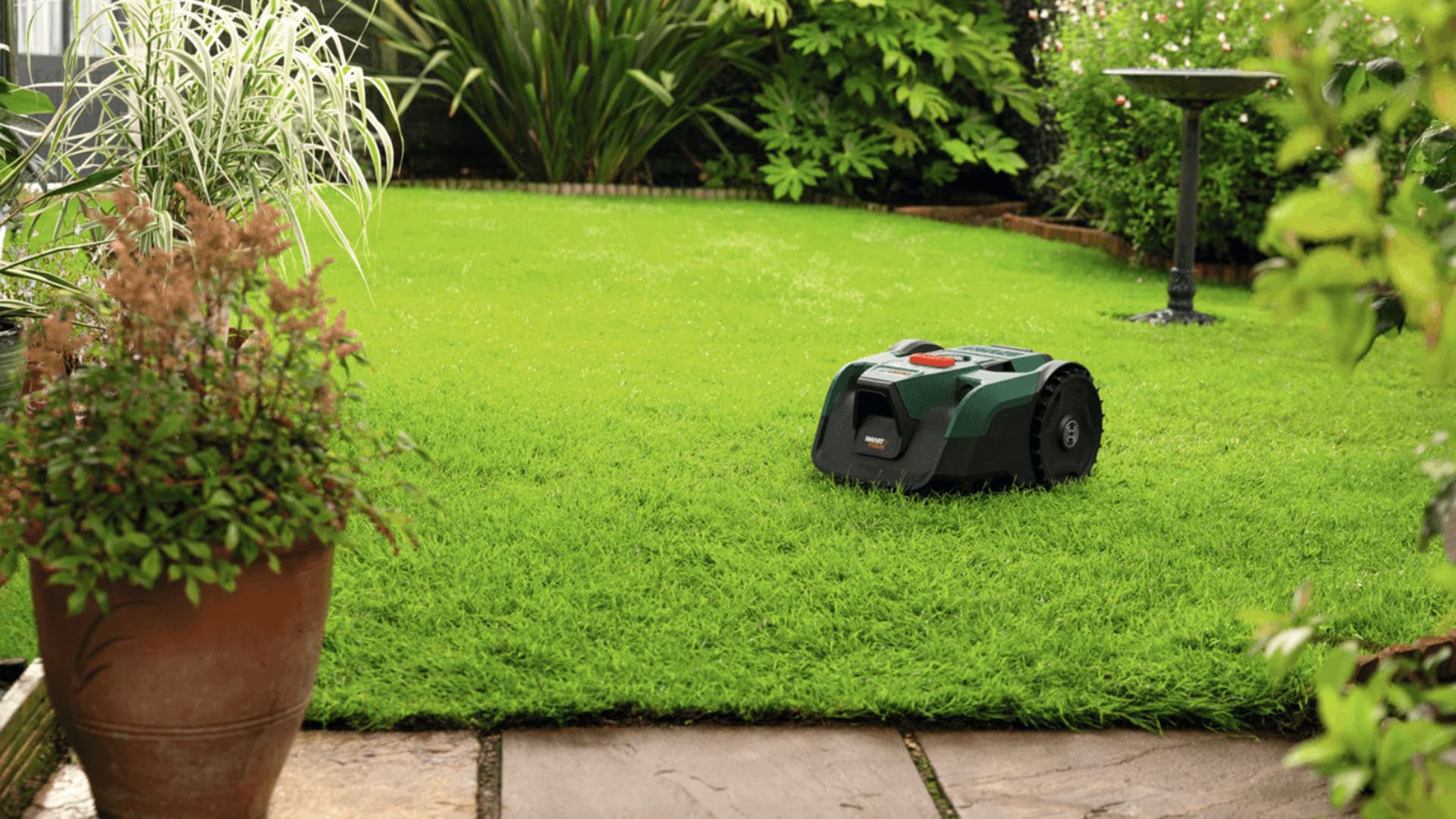Bosch VISIMOW – uudenlainen robottiruohonleikkuri: nopea ottaa käyttöön