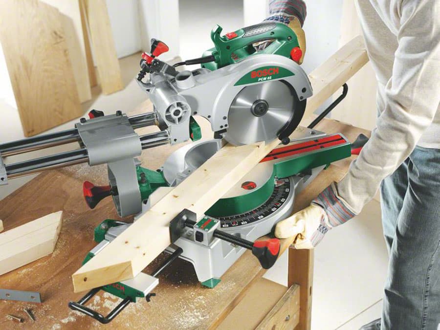<p data-block-key="34fxj">Bosch katkaisu- ja jiirisaha PCM 8 on korvaamaton rakennustyömaan työkalu</p>