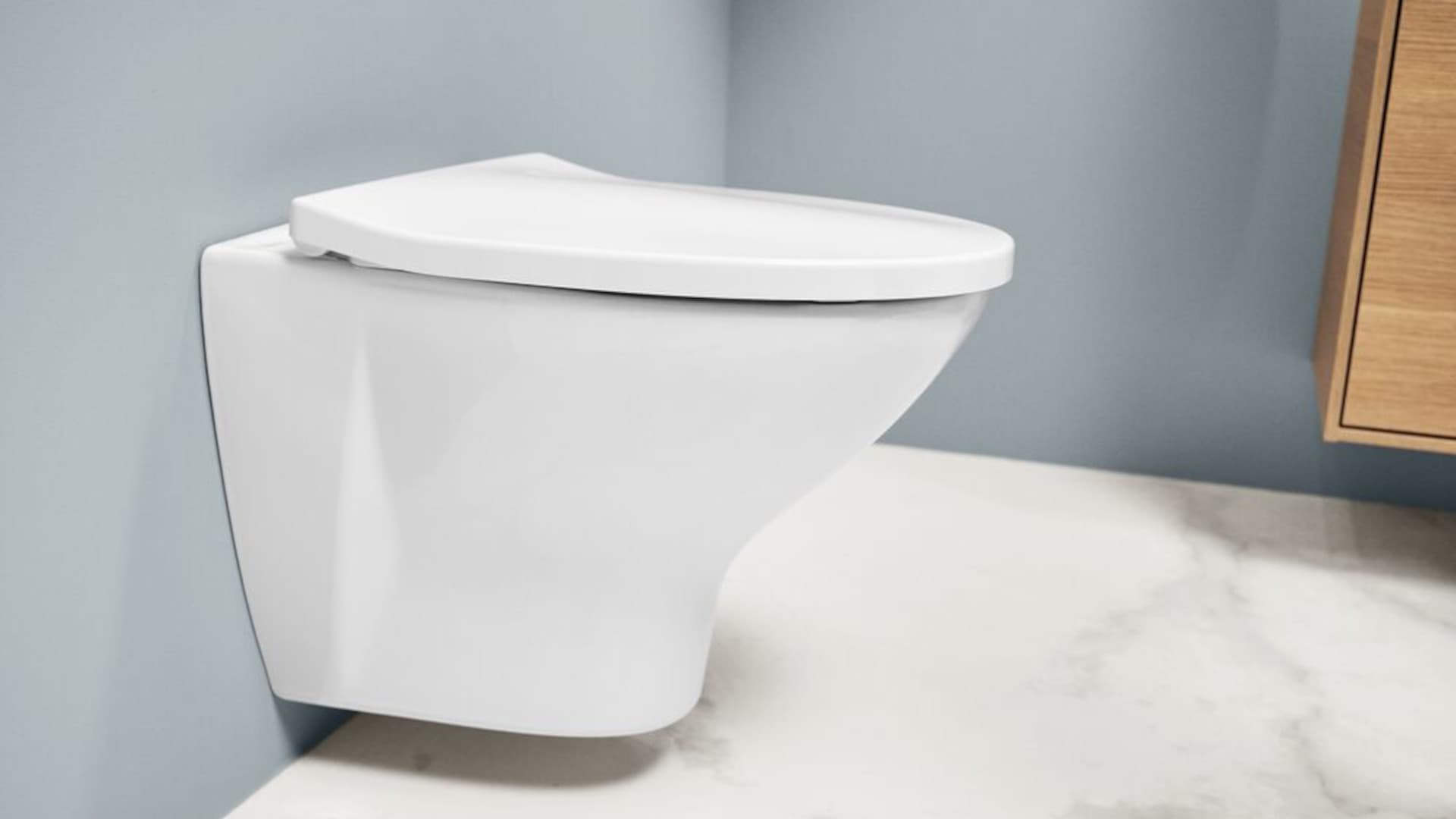 Huuhtelukaulukseton wc-istuin helppo puhdistaa